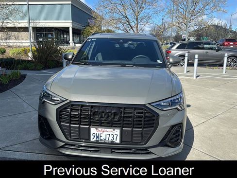 Used 2025 Audi Q3 2.0T Premium w/ Convenience Package image 2