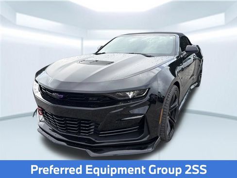 Used 2023 Chevrolet Camaro SS RWD image 2