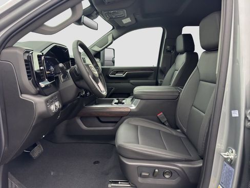 New 2026 GMC Sierra 2500 SLT w/ SLT Convenience Package image 9