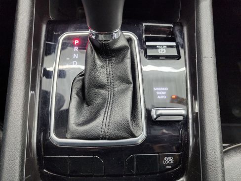 Used 2024 Jeep Compass Latitude image 16