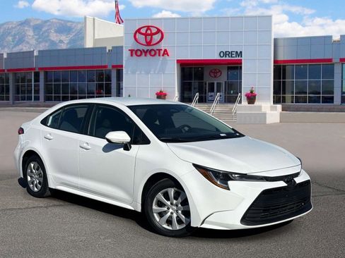 Used 2024 Toyota Corolla LE FWD image 1