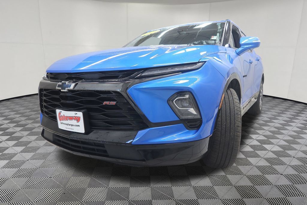 Used 2024 Chevrolet Blazer RS w/ Enhanced Convenience Package AWD/4WD image 5
