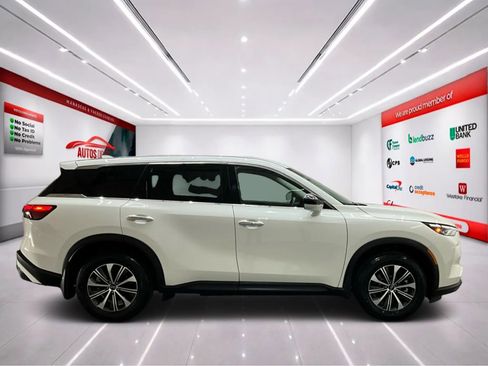 Used 2025 INFINITI QX60 Pure image 8