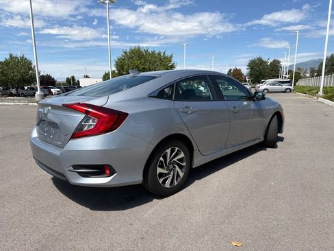 Used 2018 Honda Civic EX image 6
