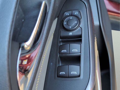 Used 2024 Chevrolet Trax ACTIV w/ Sunroof Package image 19