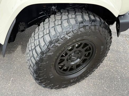 Used 2026 Ford Bronco Raptor AWD/4WD image 12