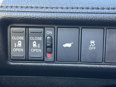 Certified 2025 Honda Odyssey EX-L image 14