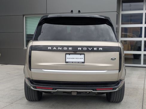 Certified 2023 Land Rover Range Rover Long Wheelbase Autobiography image 9