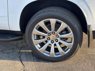 New 2026 Chevrolet Suburban Premier w/ Sun And Tow Package video 4