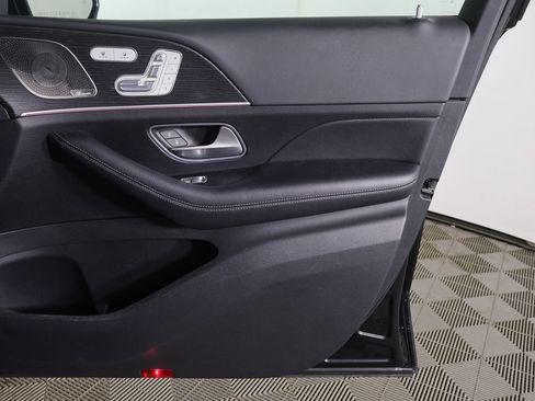 Used 2022 Mercedes-Benz GLS 450 4MATIC image 25