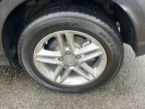 Used 2021 Hyundai Kona SE AWD/4WD image 11