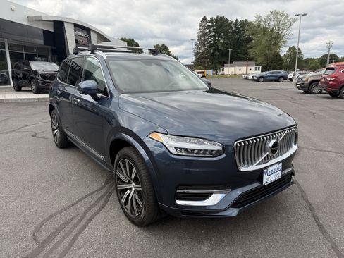 Used 2022 Volvo XC90 T8 Inscription image 7