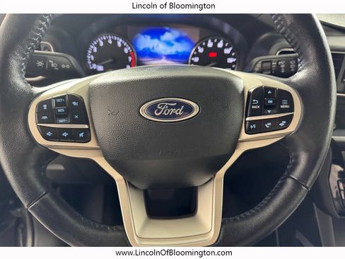 Used 2022 Ford Explorer Limited w/ Equipment Group 301A AWD/4WD image 19