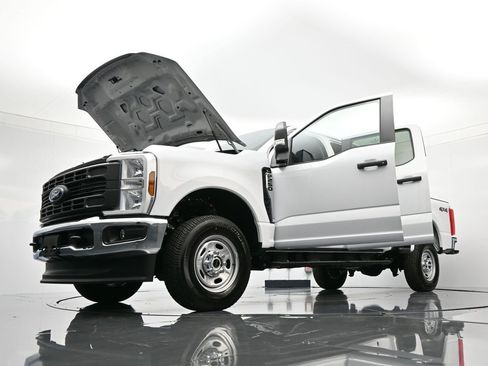 New 2026 Ford F250 XL w/ XL Chrome Package AWD/4WD image 50
