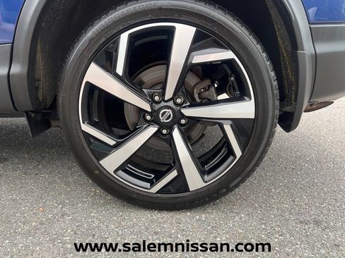 Used 2022 Nissan Rogue Sport SL AWD/4WD image 27