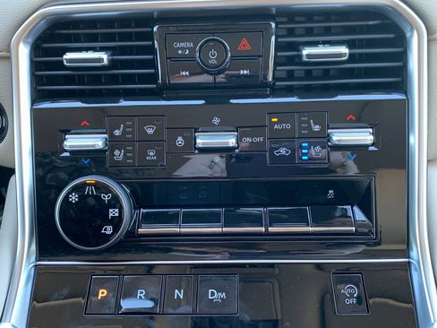 New 2026 Nissan Armada Platinum image 18