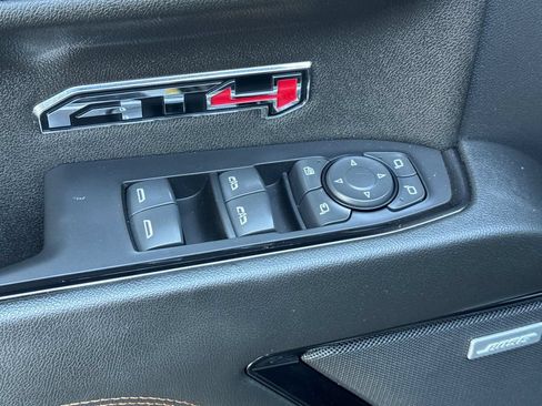 Used 2025 GMC Sierra 1500 AT4 w/ AT4 Premium Package AWD/4WD image 11