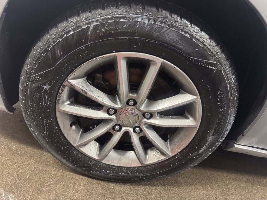 Used 2015 Dodge Grand Caravan SE FWD image 14