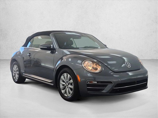 Used 2017 Volkswagen Beetle 1.8T S FWD image 3