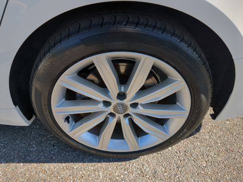 Used 2019 Audi A6 2.0T Premium image 33