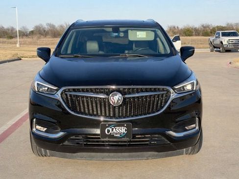 Used 2021 Buick Enclave Essence w/ Sound and Sites Package image 8