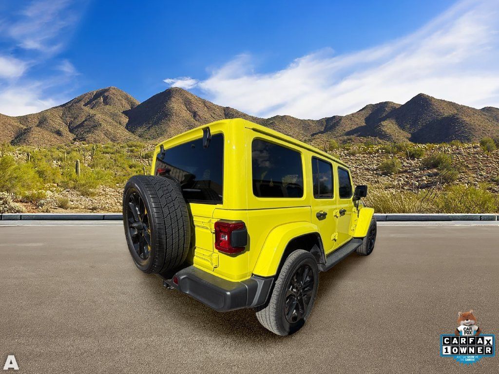 Used 2023 Jeep Wrangler Unlimited Sahara AWD/4WD image 4