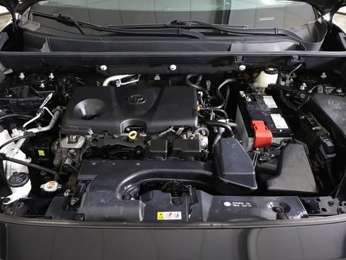 Used 2024 Toyota RAV4 XLE image 18