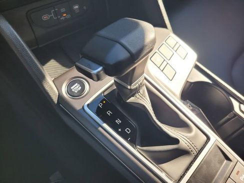 Used 2026 Kia Sportage EX w/ EX Panorama Roof Package image 18