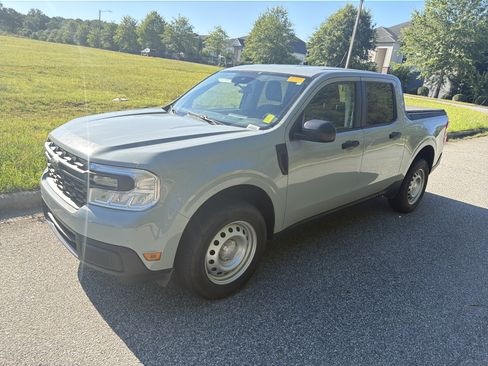 Used 2023 Ford Maverick XL FWD image 5
