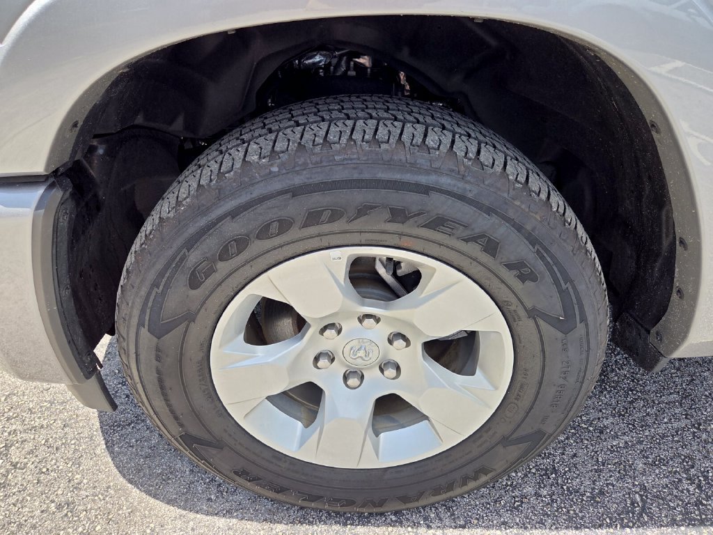 Used 2025 RAM 1500 Big Horn AWD/4WD image 21