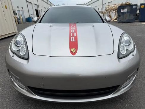 Used 2011 Porsche Panamera image 17