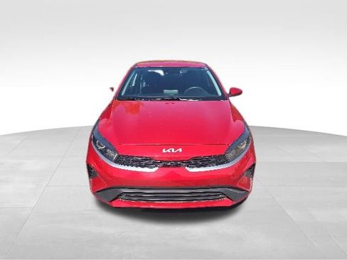 Used 2024 Kia Forte LXS FWD image 8