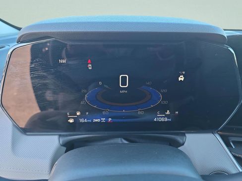 Used 2025 Chevrolet TrailBlazer LT image 28