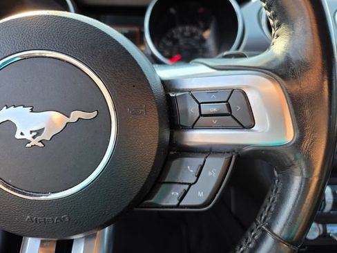 Used 2018 Ford Mustang Coupe w/ Equipment Group 101A RWD image 26