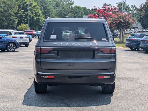 New 2025 Jeep Wagoneer Series III w/ Premium Group I image 6