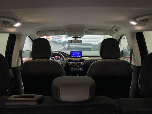 Used 2022 Ford Escape SE image 15