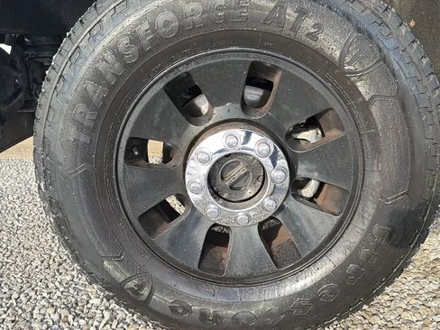 Used 2009 Ford F350 Lariat image 11