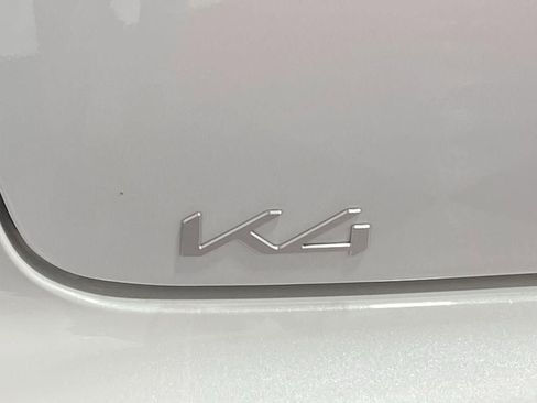 New 2026 Kia K4 FWD image 31