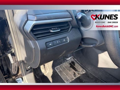 Used 2025 Nissan Altima 2.5 SV image 8