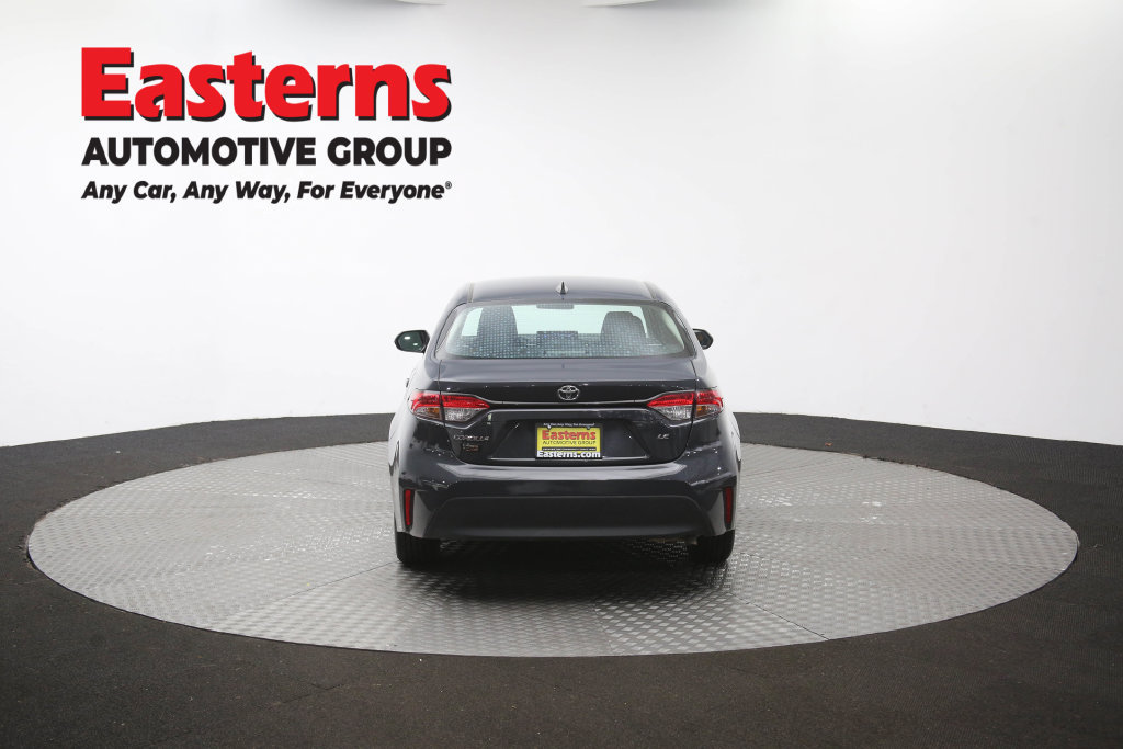 Used 2024 Toyota Corolla LE FWD image 39