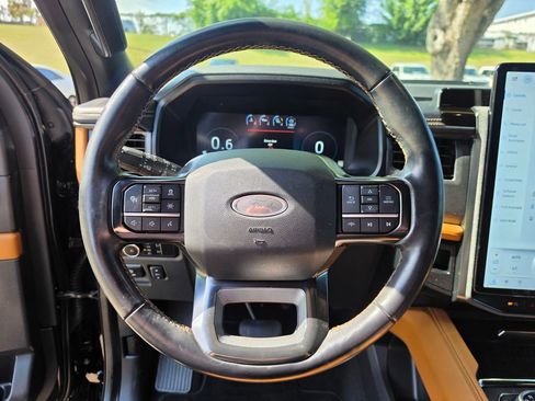 Certified 2024 Ford Expedition Max Platinum RWD image 22