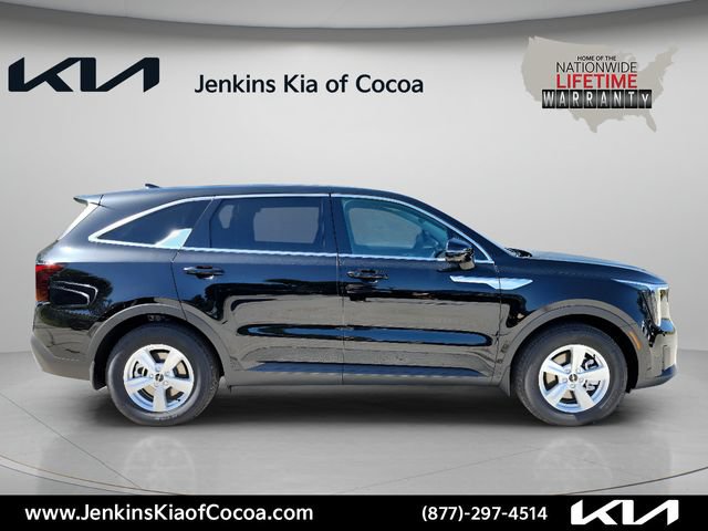 New 2026 Kia Sorento LX FWD image 3