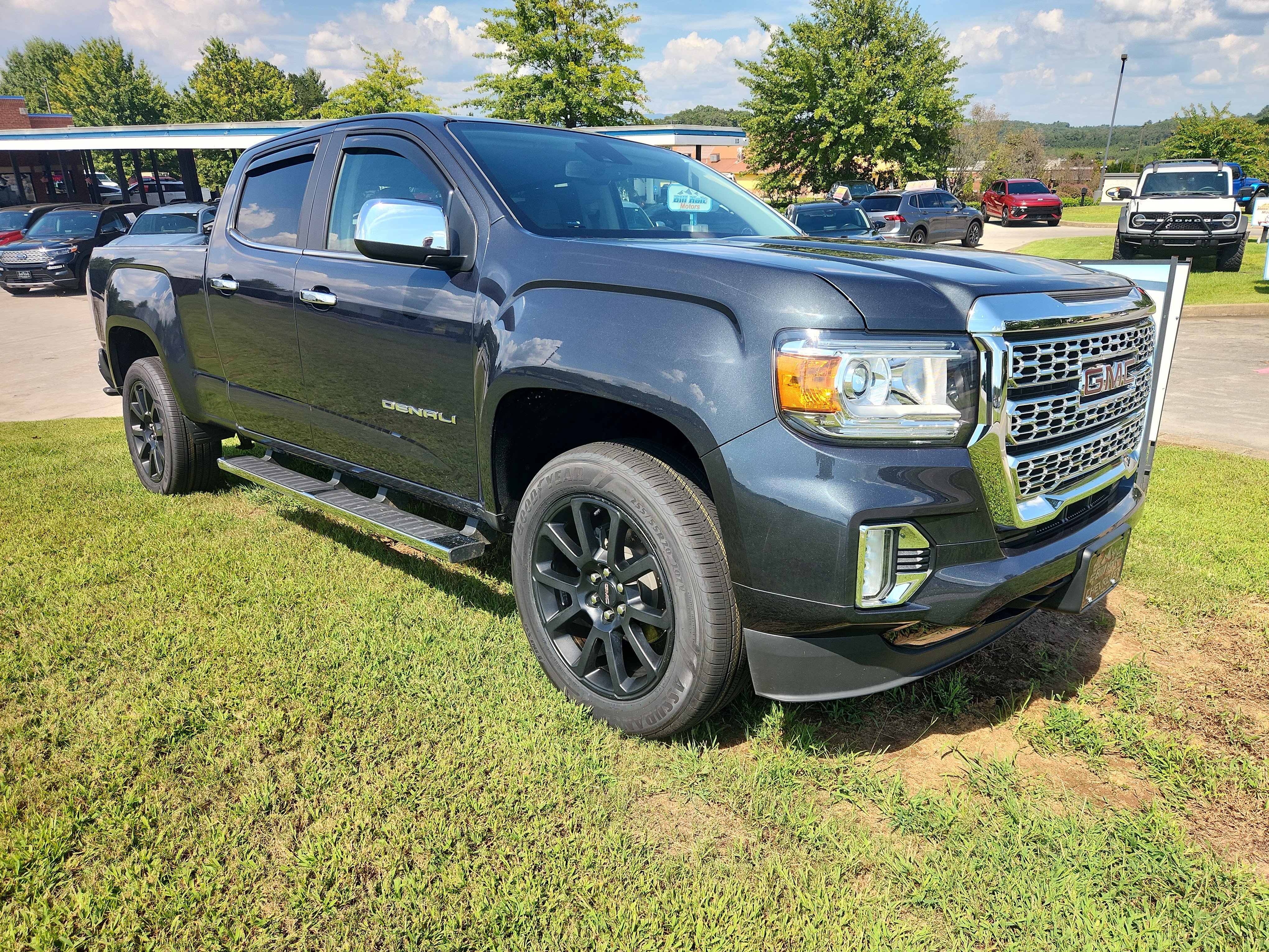 Used 2022 GMC Canyon Denali AWD/4WD image 6