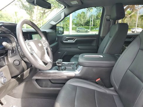 Certified 2022 Chevrolet Silverado 1500 LTZ image 18