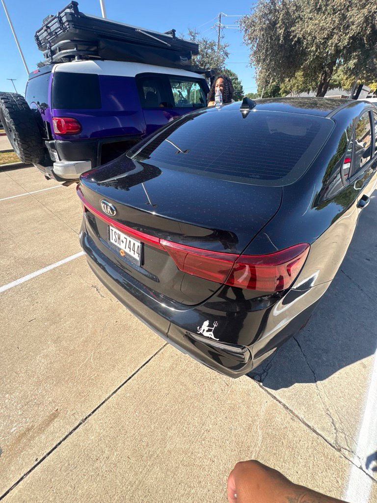 Used 2020 Kia Forte LXS FWD image 13
