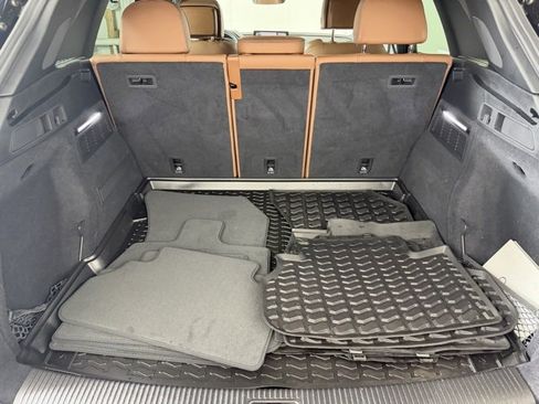 Certified 2025 Audi Q5 2.0T Premium Plus image 22