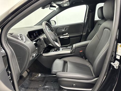 Used 2025 Mercedes-Benz GLA 250 GLA 250 image 25