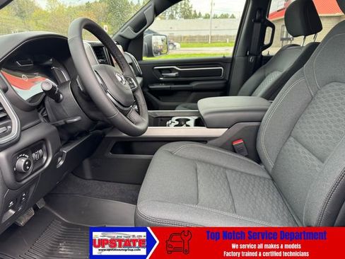 New 2026 RAM 1500 Big Horn AWD/4WD image 12