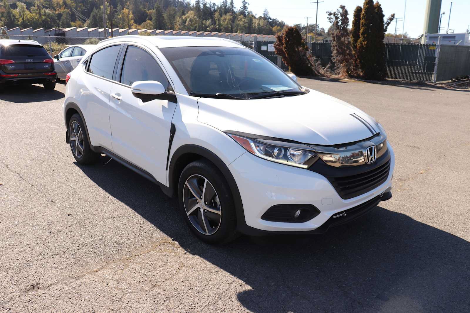 Used 2022 Honda HR-V EX image 3
