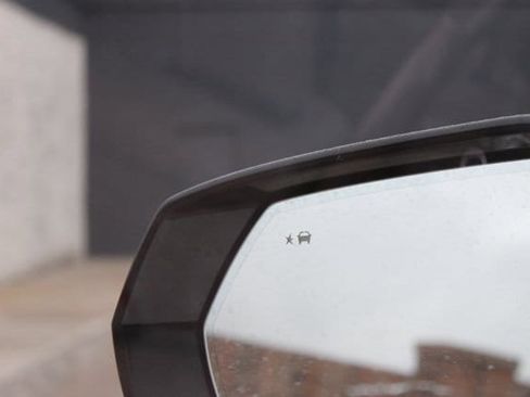 Used 2021 GMC Yukon Denali image 25